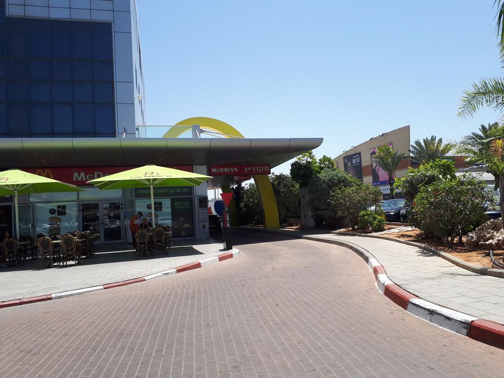 Shave Tsion Apartment In The Center Ashdod Exterior photo