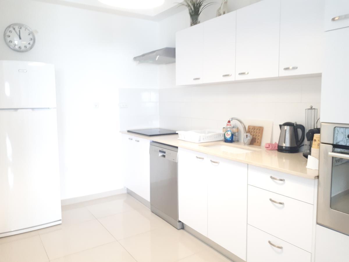Shave Tsion Apartment In The Center Ashdod Exterior photo